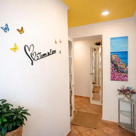 Πανσιόν Cinque Terre In Fiore - Mytouristhome 3*